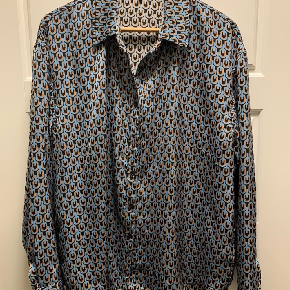 Button front ladies shirt